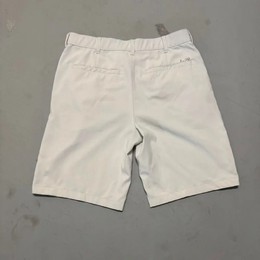 Izod Men's White and Cream Shorts